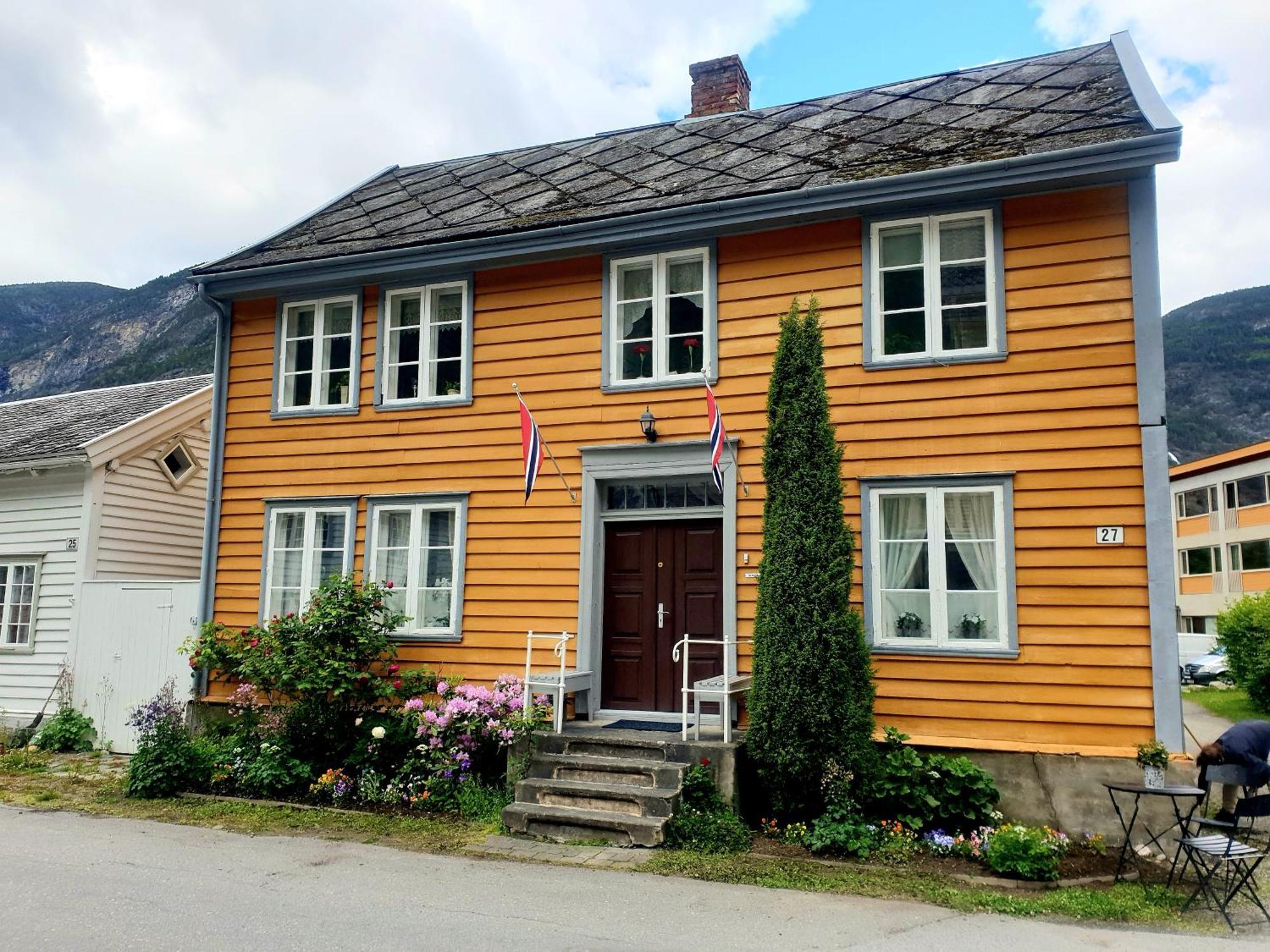 Kvammehuset Pa Gamle Laerdalsoyri Exterior foto